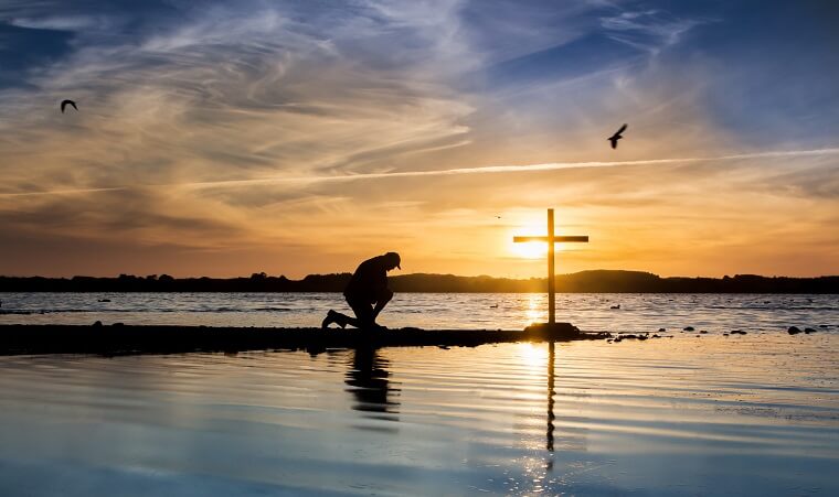 Prayer Under The Holy Cross to Expel all kinds of Evil