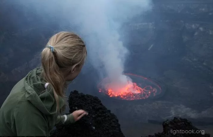 Inside* Nyiragongo - Watch the Most Dangerous* Volcano* Video*