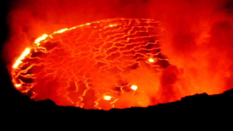 شاهد بالفيديو أكبر بركان في العالم نيراجونجو Inside Nyiragongo