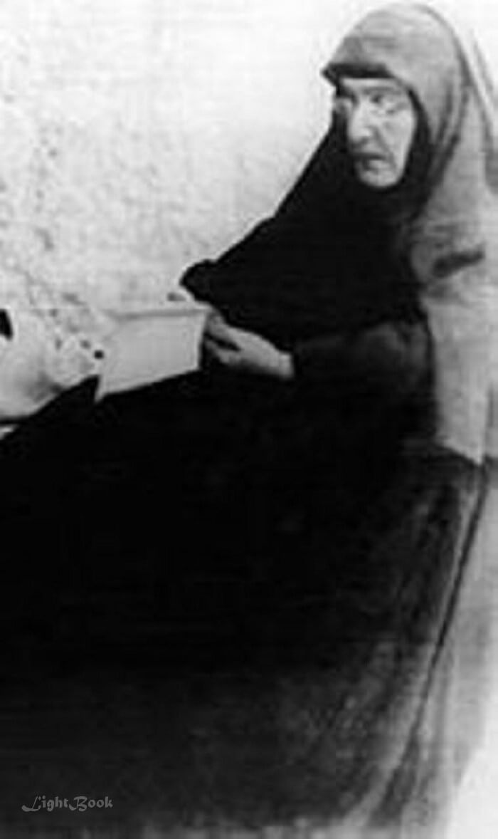 Real Pictures to Saint Rafqa the Lebanese Maronite Nun-2